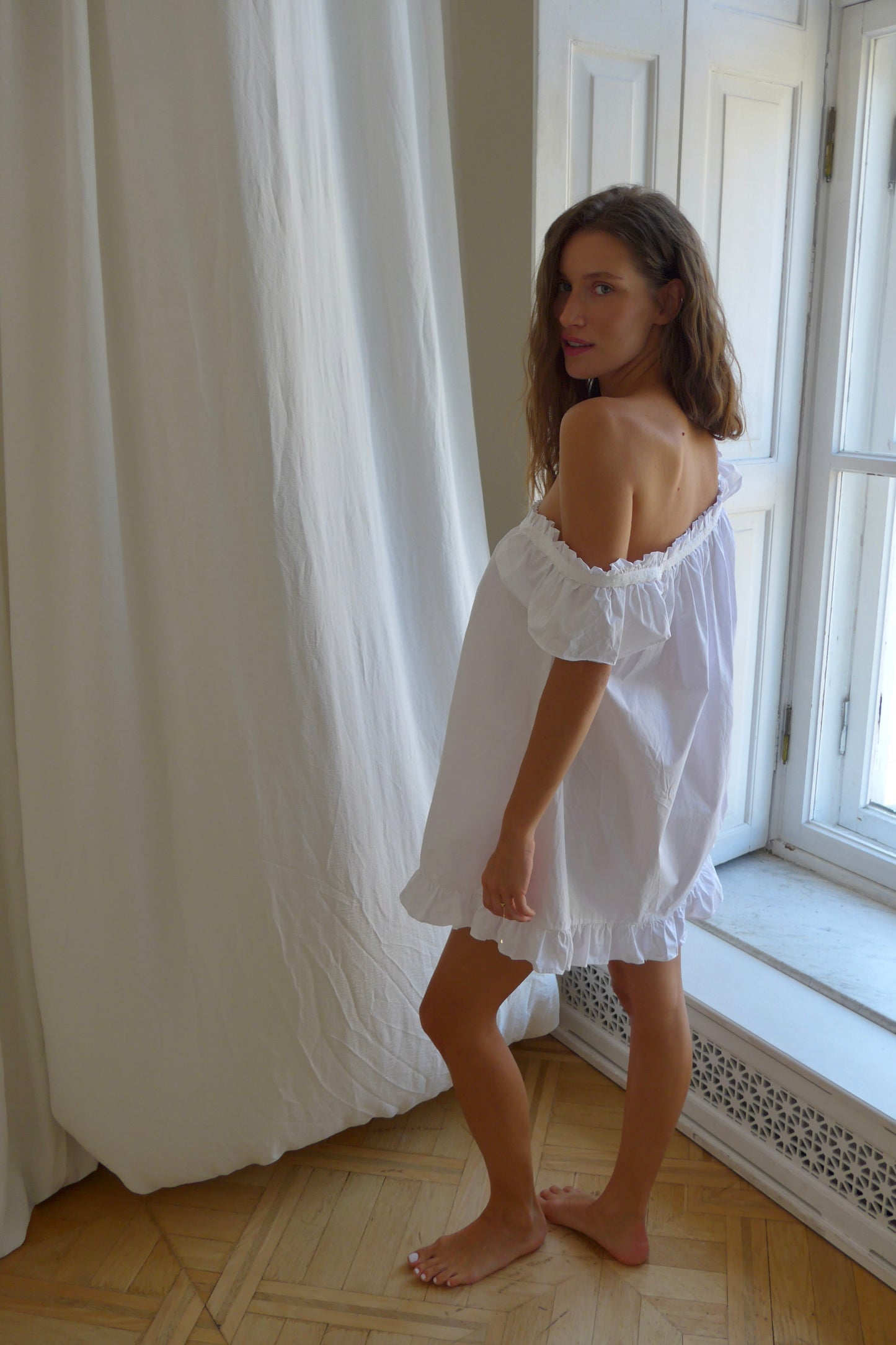 Cotton dress in white