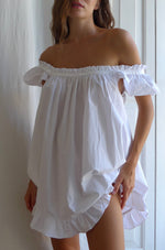 Load image into Gallery viewer, Cotton dress in white
